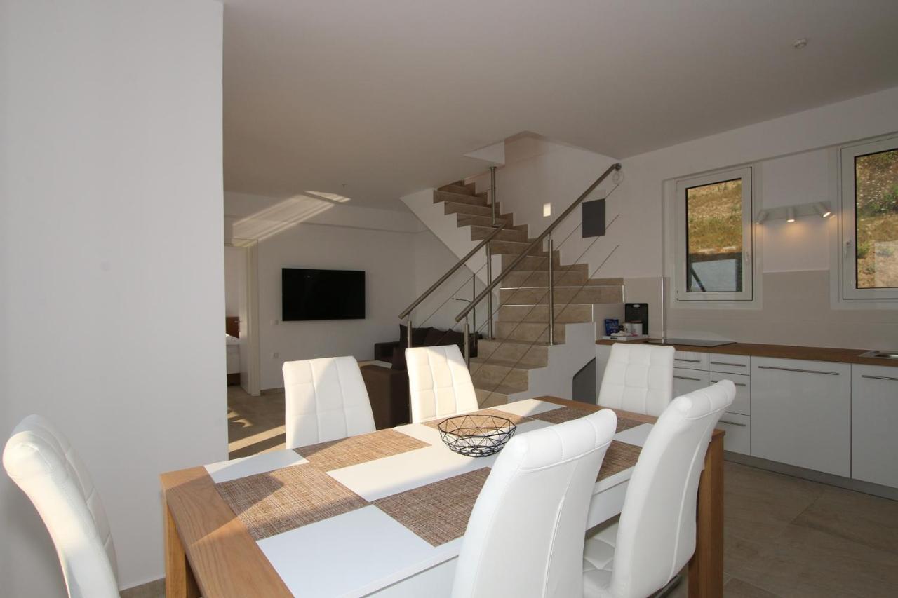Sunset Sea View Villa 9 Afión 외부 사진